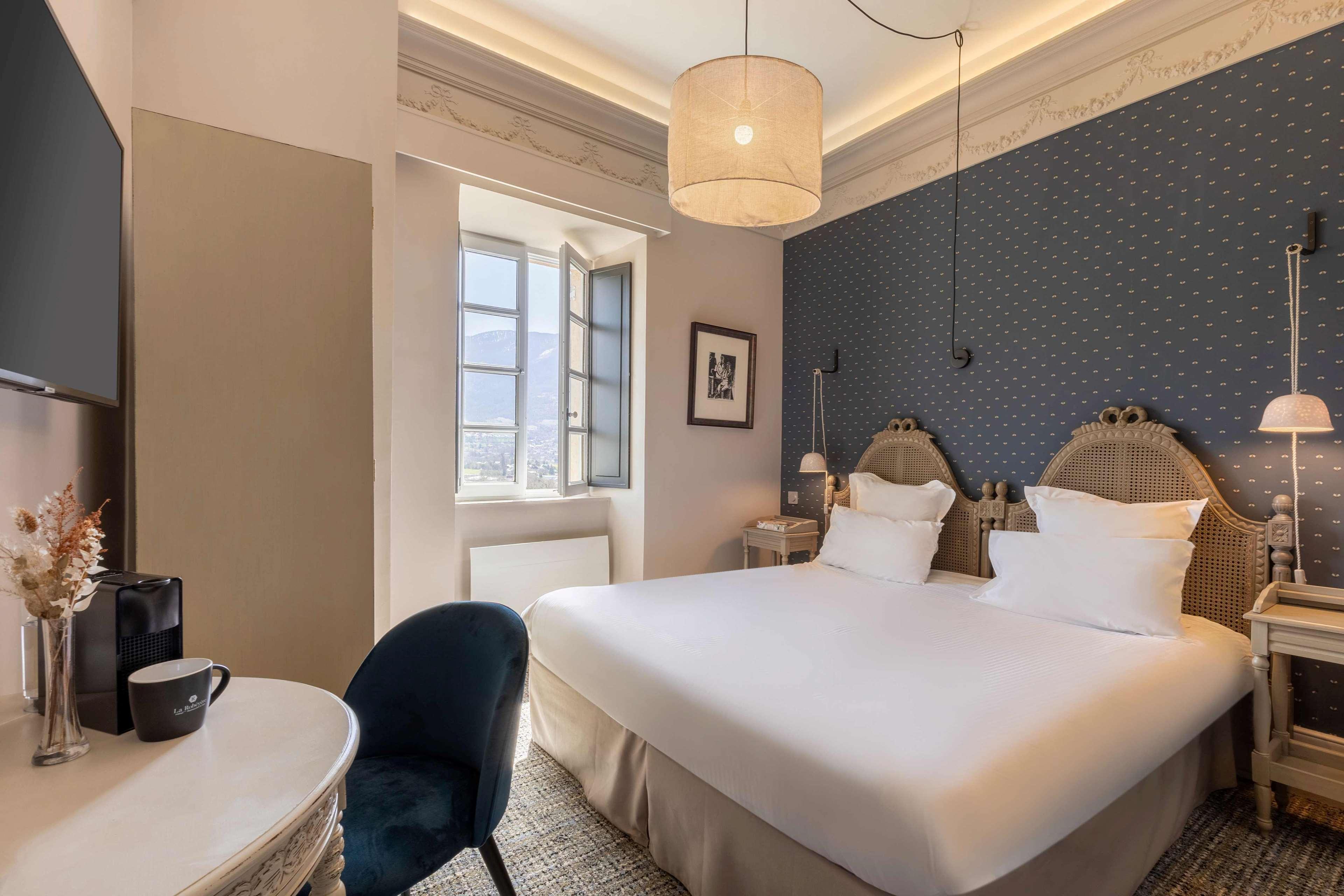 Hotel La Robeyere; BW Signature Collection 엠브룬 외부 사진